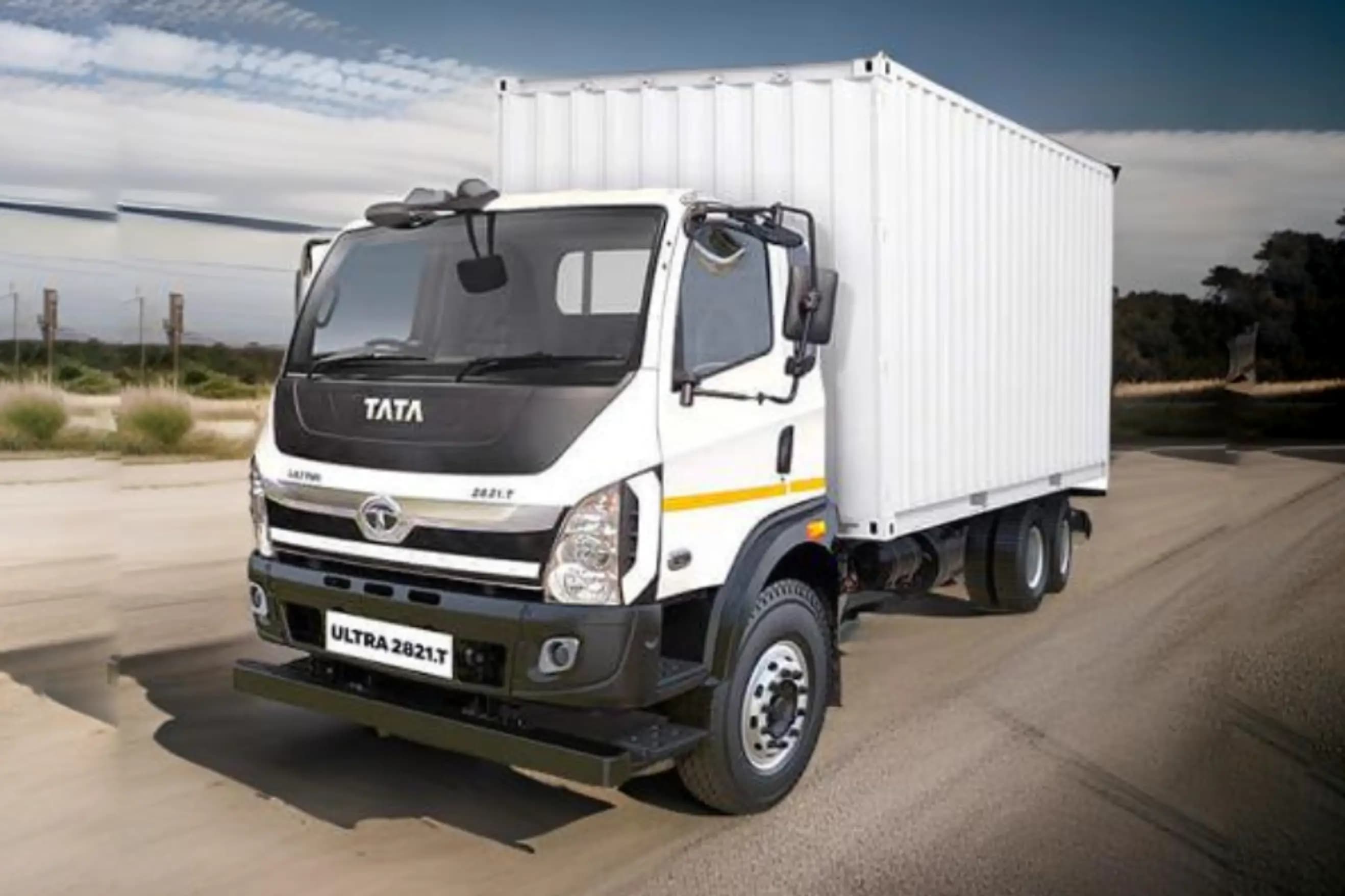 Tata ULTRA 2821.T Left Front Three Quarter