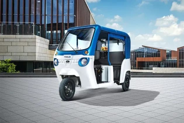 Mahindra Treo Yaari Front Left Side