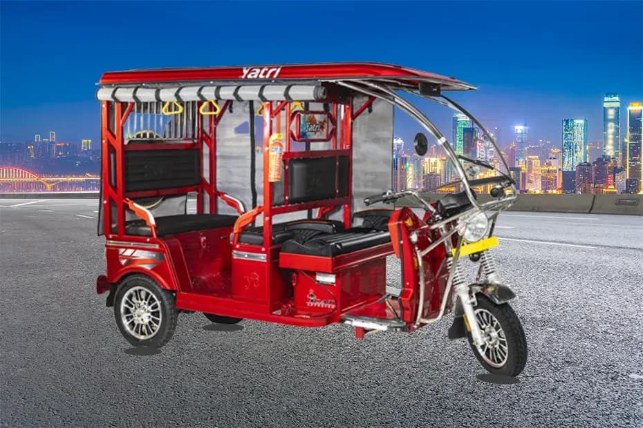 YC Electric Yatri Super Front Right Side