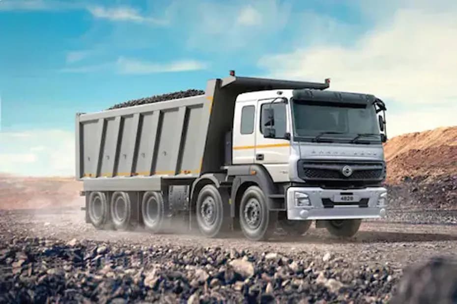 BharatBenz 4828RT Exterior Image