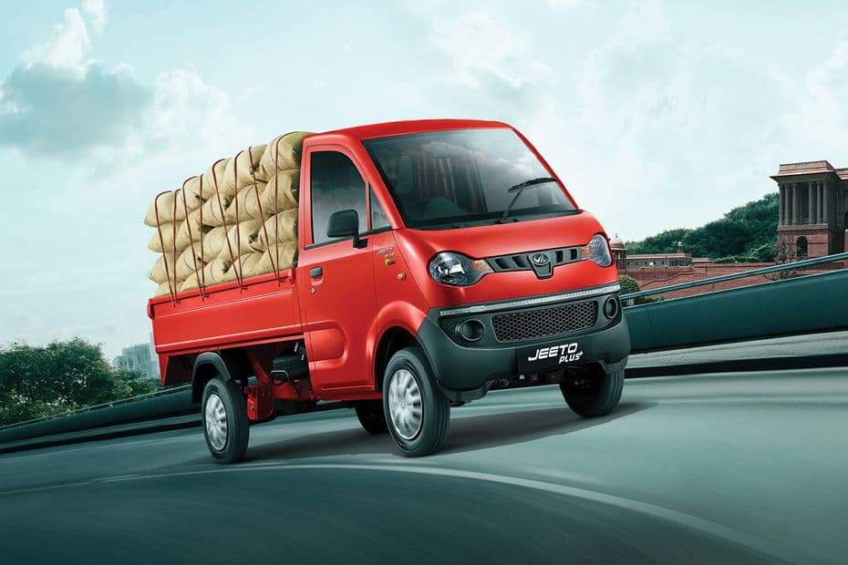 Mahindra Jeeto Exterior Image