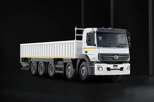 BharatBenz 4828R