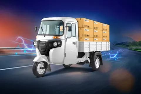 electric three wheeler sales in march