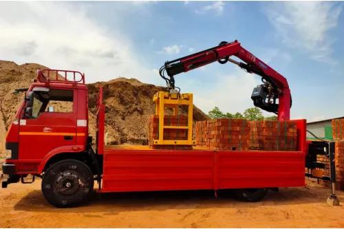 Hydrolift 1175 Crane