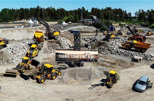 Volvo CE Unveils New Products and Strategy at Volvo Days 2024