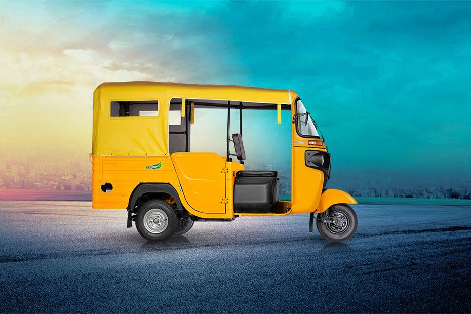 Bajaj Maxima X Wide Golden-Yellow Right Side Bajaj Maxima X Wide Golden-Yellow Right Side