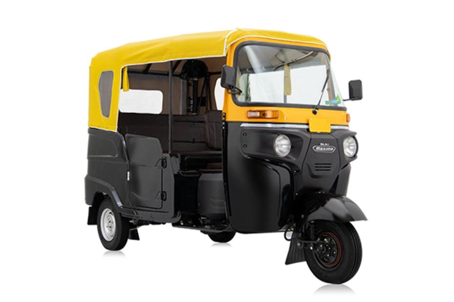 Bajaj Maxima Z Black-Yellow Right Front Three Quarter Bajaj Maxima Z Black-Yellow Right Front Three Quarter