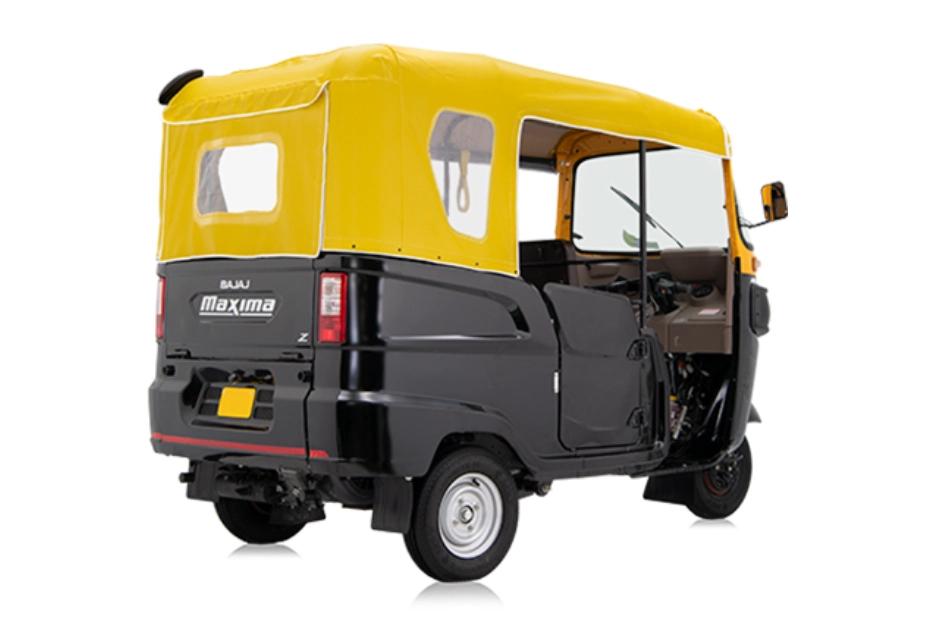 Bajaj Maxima Z Black-Yellow Right Rear Three Quarter Bajaj Maxima Z Black-Yellow Right Rear Three Quarter
