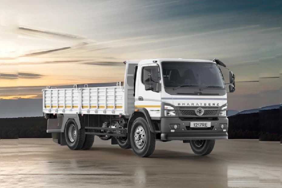 BharatBenz 1217RE Right Front Three Quarter BharatBenz 1217RE Right Front Three Quarter