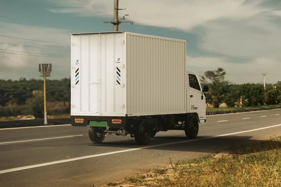 Euler StormEV LongRange200 Right Rear Three Quarter Euler StormEV LongRange200 Right Rear Three Quarter