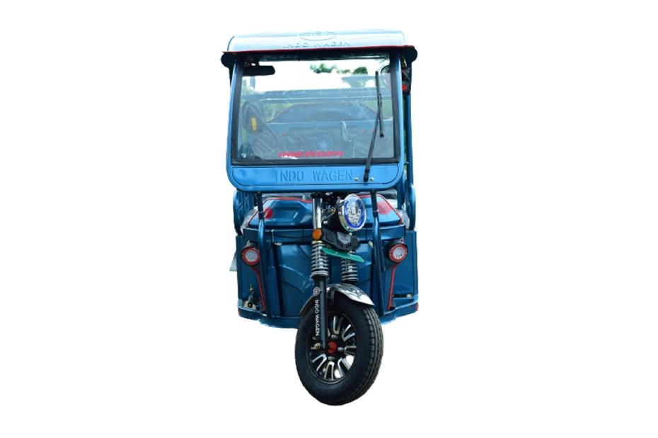 Indo Wagen Q8 Black Front View Indo Wagen Q8 Black Front View
