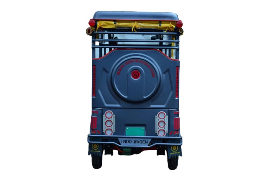 Indo Wagen Q8 Black Rear View Indo Wagen Q8 Black Rear View