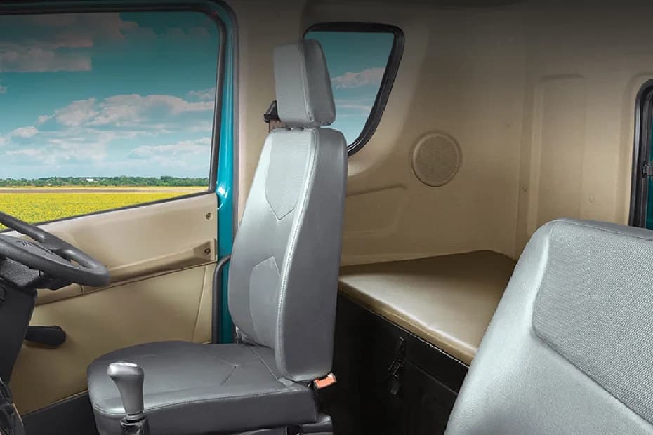 Mahindra Blazo X 28 Tipper Cabin View Mahindra Blazo X 28 Tipper Cabin View