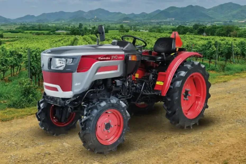 Mahindra Jivo 305 DI 4WD Vineyard Exterior Image Mahindra Jivo 305 DI 4WD Vineyard Exterior Image