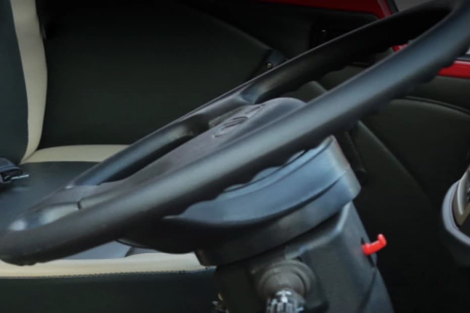 Mahindra Jayo Mobile Medical Unit Tilt & Telescopic Power Steering Mahindra Jayo Mobile Medical Unit Tilt & Telescopic Power Steering