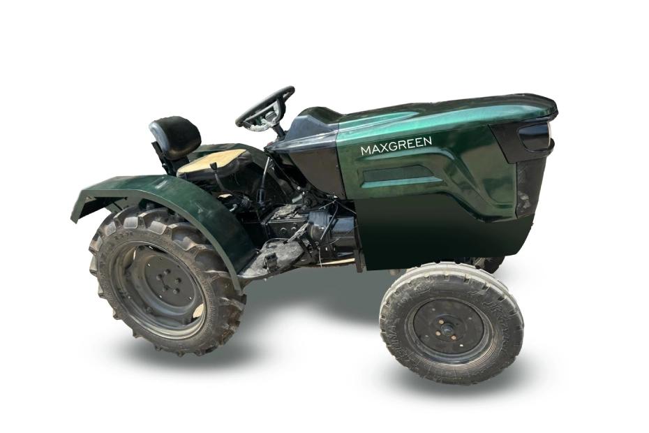 Maxgreen Nandi 25 Electric Tractor Green Color Maxgreen Nandi 25 Electric Tractor Green Color