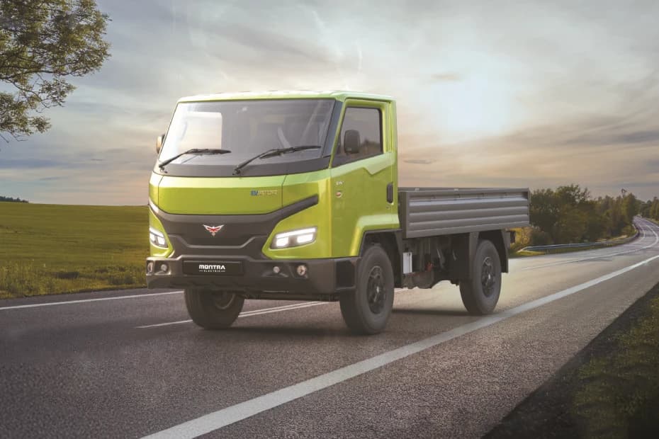 Montra Electric Eviator Left Front Three Quarter Montra Electric Eviator Left Front Three Quarter