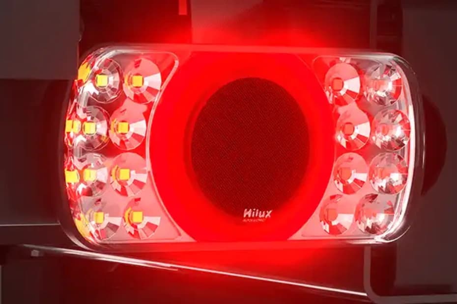 Montra Electric Eviator LED Tail Light Montra Electric Eviator LED Tail Light