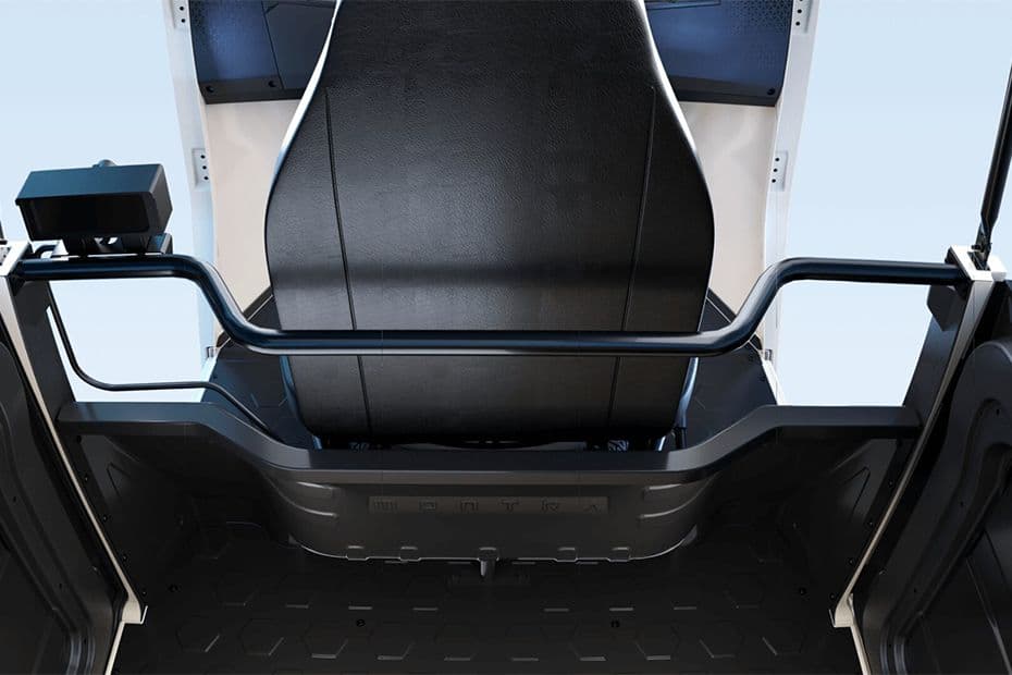 Montra Electric Super Auto Extra Head, Leg Room Montra Electric Super Auto Extra Head, Leg Room