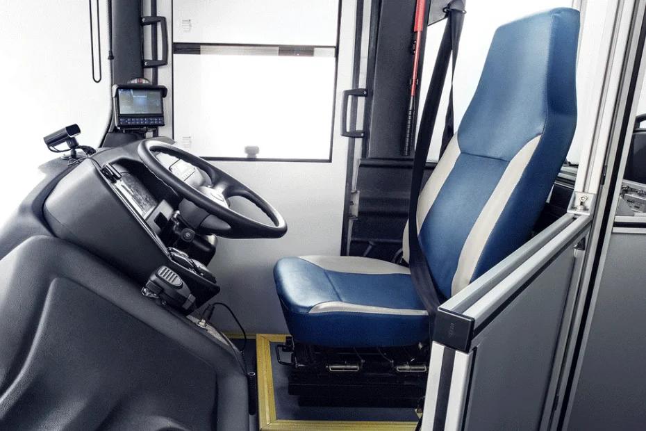 EKA 9M Driver Seat View EKA 9M Driver Seat View