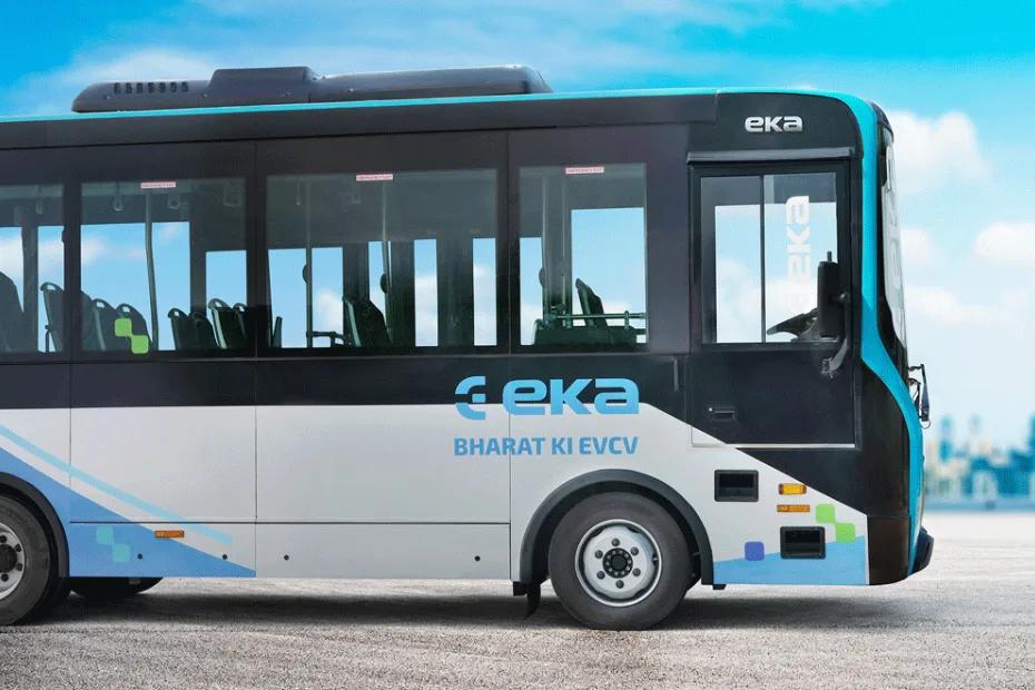 EKA 7M Right Side View EKA 7M Right Side View