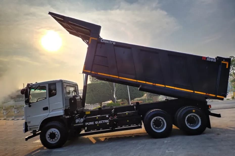Olectra Meghaetron Electric Tipper Left Side Olectra Meghaetron Electric Tipper Left Side