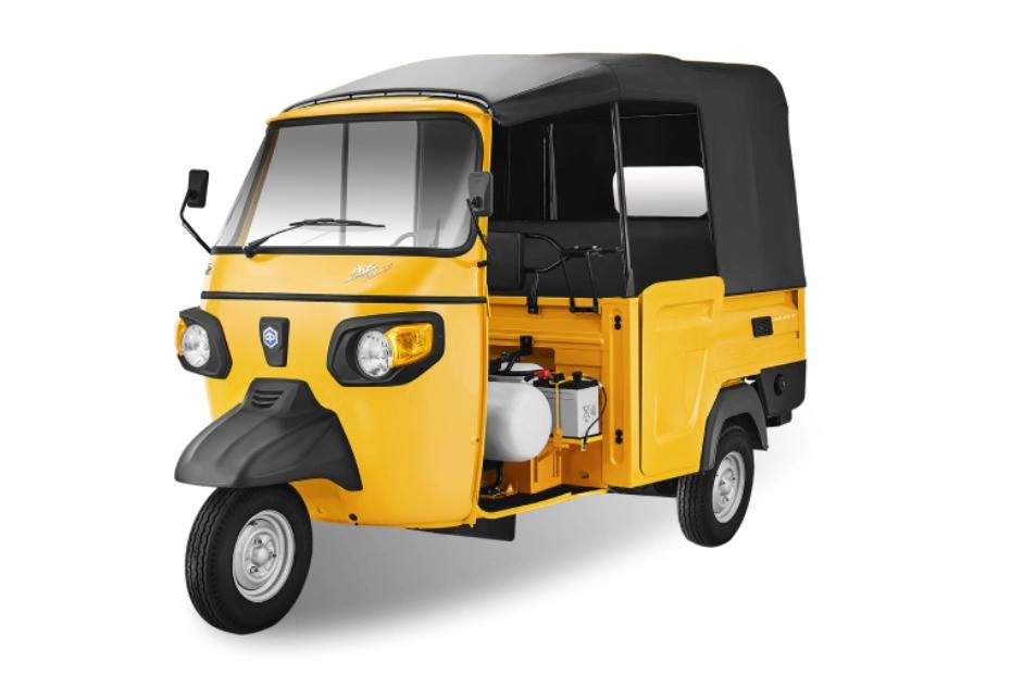 Piaggio Apé Auto DX Yellow & Black Color Piaggio Apé Auto DX Yellow & Black Color