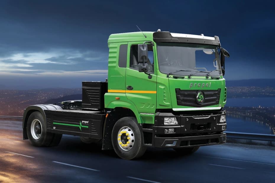 Propel 470 eTR Right Front Three Quarter Propel 470 eTR Right Front Three Quarter