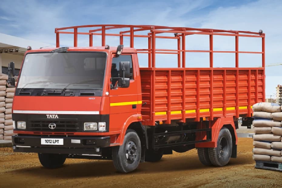 Tata 1012 LPT Left Front Three Quarter Tata 1012 LPT Left Front Three Quarter