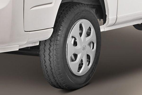 Tata Magic Express Tyre Tata Magic Express Tyre