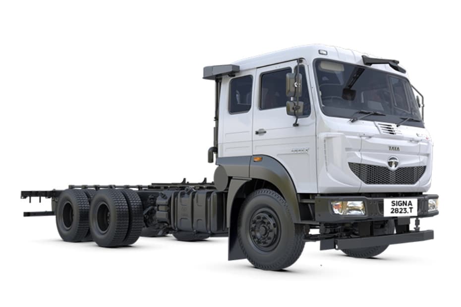 Tata Signa 2823.T Front Right Side Tata Signa 2823.T Front Right Side