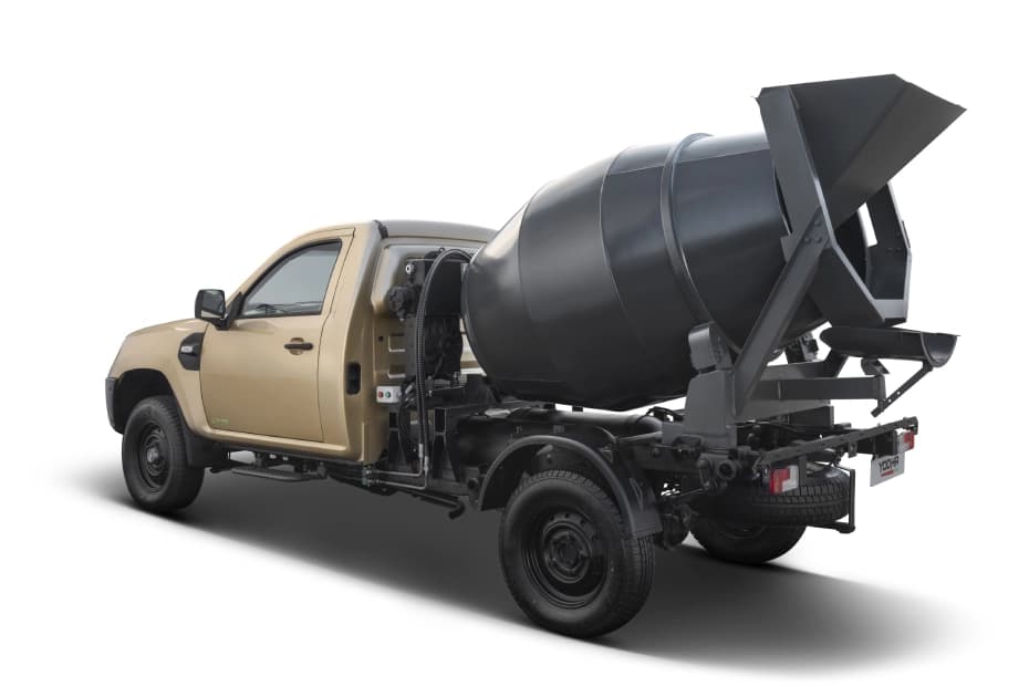 Tata Yodha CNG RMC Left Rear Three Quarter Tata Yodha CNG RMC Left Rear Three Quarter