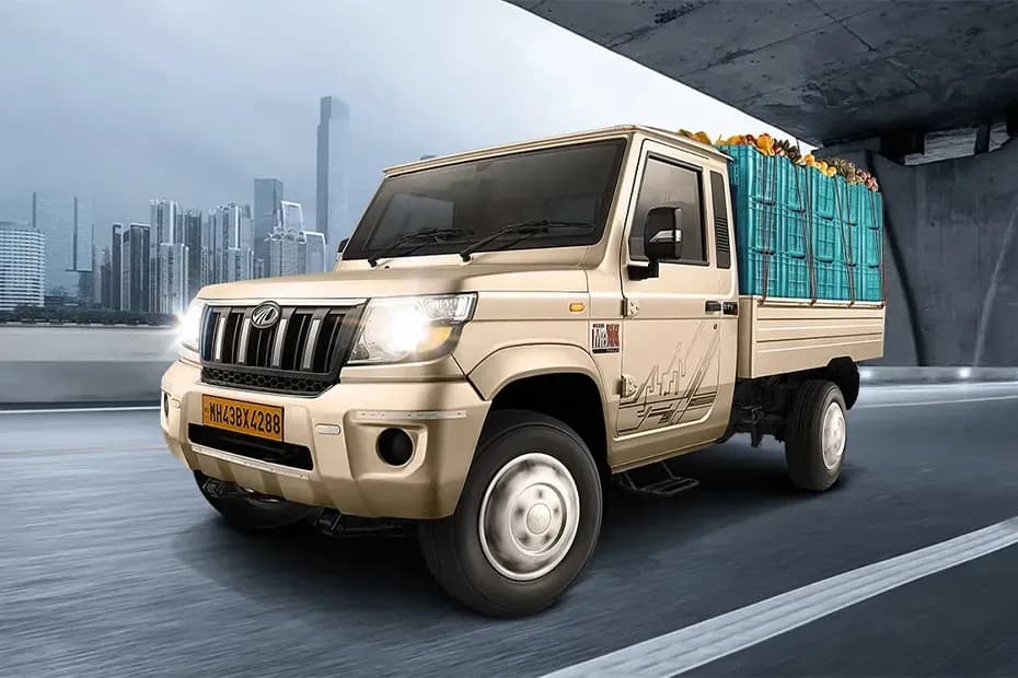 Mahindra Bolero MaXX Pik-Up City Left Front Three Quarter Mahindra Bolero MaXX Pik-Up City Left Front Three Quarter