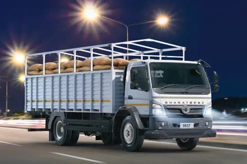 BharatBenz 1617RD Front Right Side BharatBenz 1617RD Front Right Side