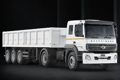 BharatBenz 5532T 4X2 Right Front Three Quarter BharatBenz 5532T 4X2 Right Front Three Quarter