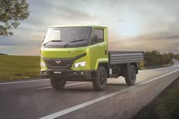 Montra Electric Eviator Montra Electric Eviator