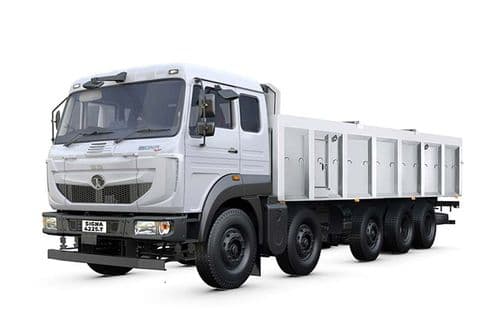 Tata SIGNA 4225.T Front Left Side Tata SIGNA 4225.T Front Left Side