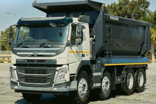 Volvo FM 420 8x4 23cu.m White Colour Volvo FM 420 8x4 23cu.m White Colour