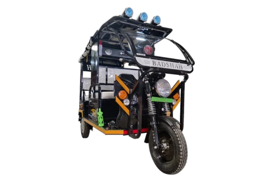 Badshah Queen MS E Rickshaw Right Front Three Quarter Badshah Queen MS E Rickshaw Right Front Three Quarter
