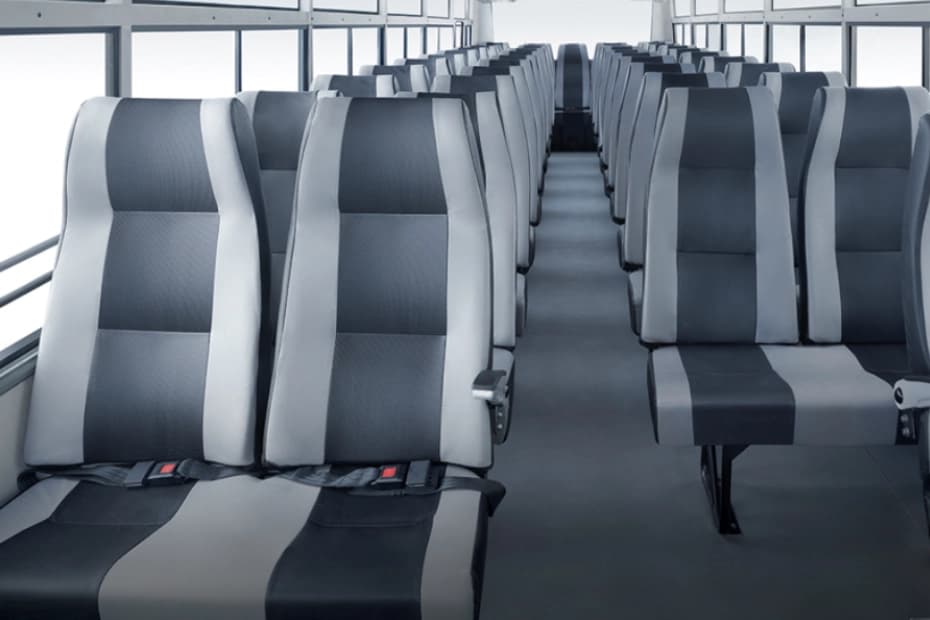 महिन्द्रा क्रूज़ियो ग्रांडे स्टाफ बस 4440 BS6 महिन्द्रा क्रूज़ियो ग्रांडे स्टाफ बस 4440 BS6