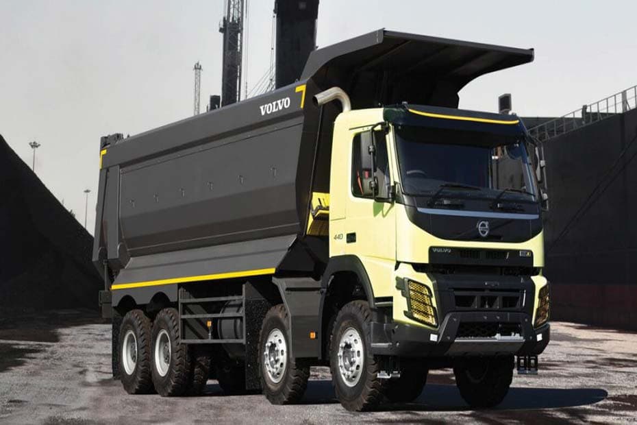 Volvo FMX 460 8x4 33 CU.m Front Right Side