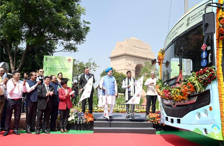 Tata Motors delivered Hydrogen Fuel Cell Powered Buses to IOCL