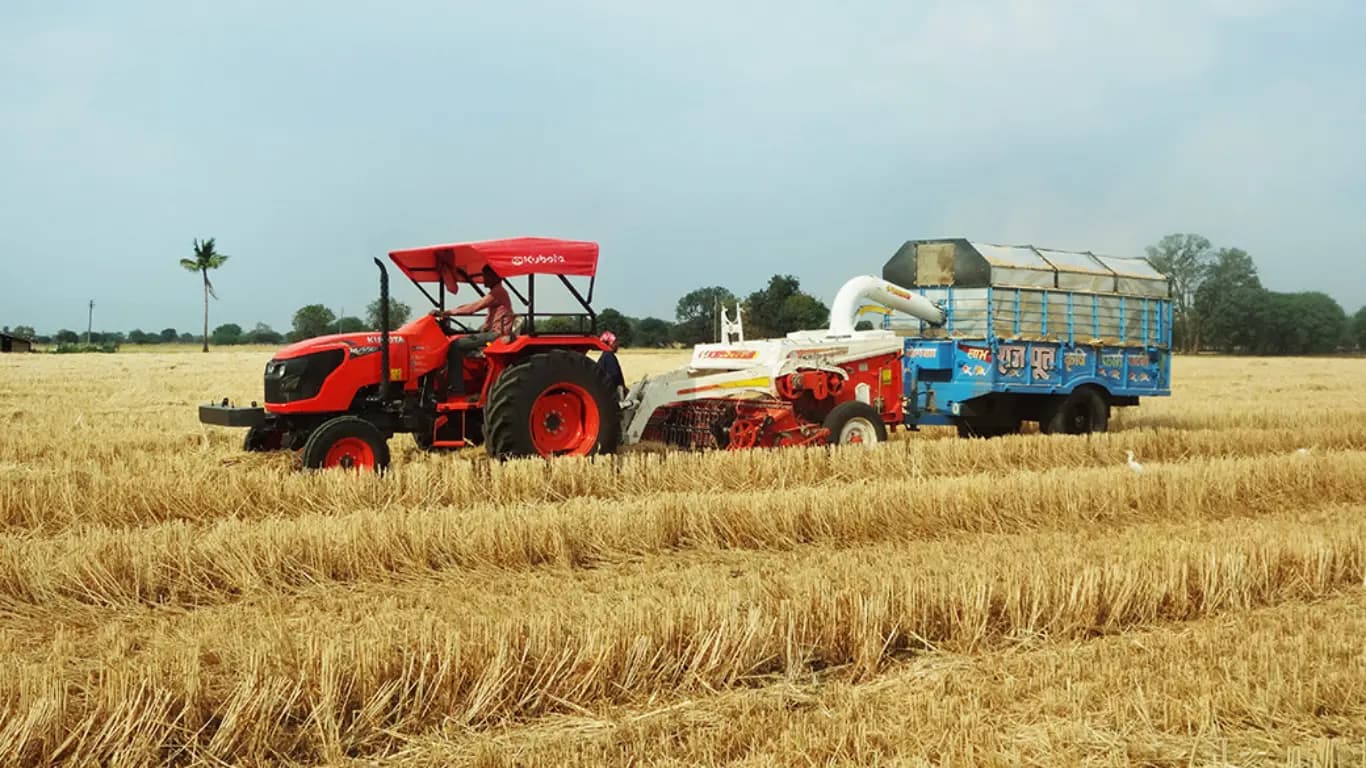Supreme Court to Decide if LMV Licence Covers Driving Tractors and Transport Vehicles