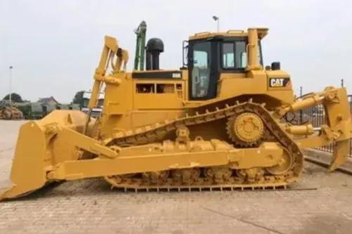 CAT 2004 Dozer CAT 2004 Dozer