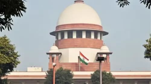 Supreme Court Eases Rules for LMV Drivers, Expands Driving Permissions Supreme Court Eases Rules for LMV Drivers, Expands Driving Permissions