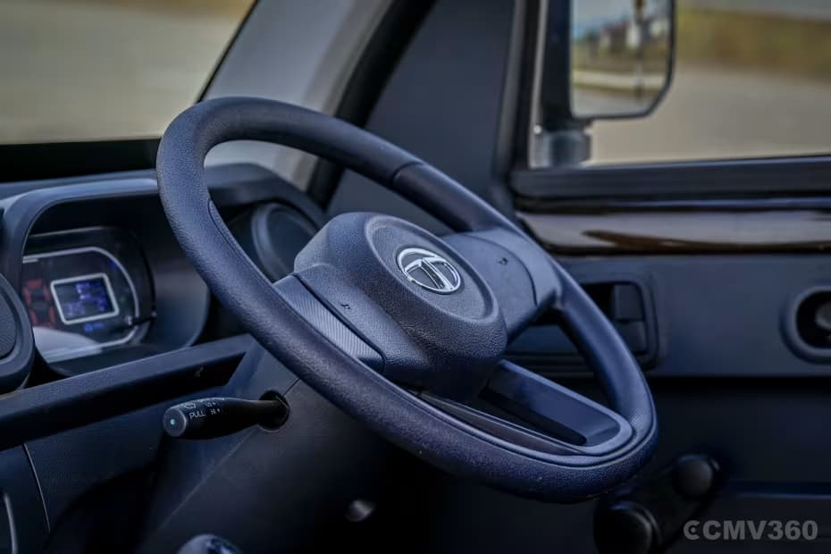 Better drivability with standard electric power steering Better drivability with standard electric power steering