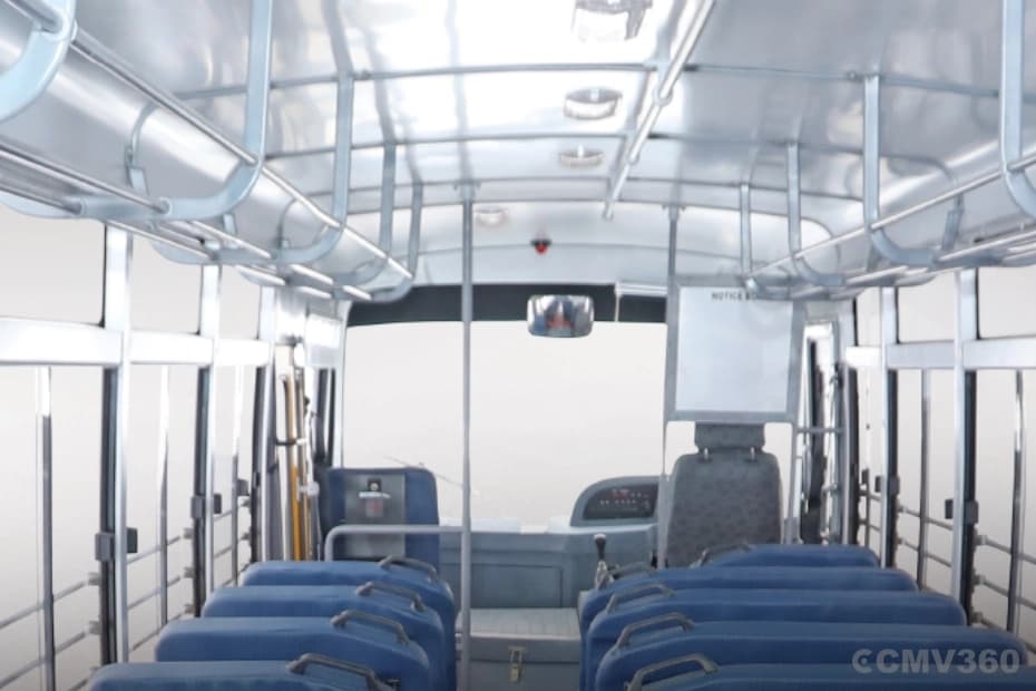 महिन्द्रा क्रूज़ियो ग्रांडे स्कूल बस 4440 BS6 महिन्द्रा क्रूज़ियो ग्रांडे स्कूल बस 4440 BS6