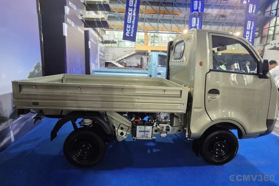 Tata Ace Pro Bi Fuel Right Side View Tata Ace Pro Bi Fuel Right Side View