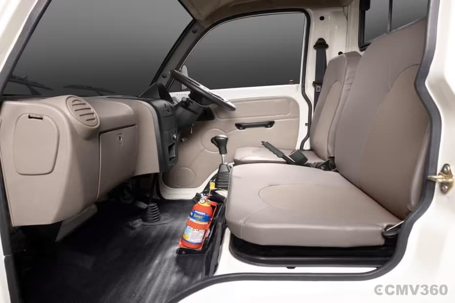 Comfortable dual seating with spacious cabin layout Comfortable dual seating with spacious cabin layout