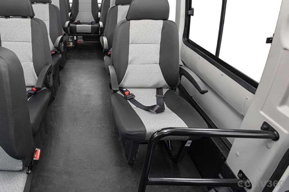 टाटा विंगर प्लस टाटा विंगर प्लस